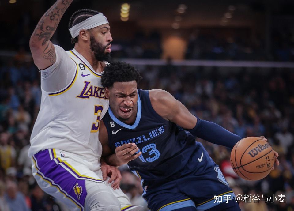 爱游戏官方入口-包含上海海港围绕足总杯单刀错失浓眉哥新星伤愈复出表现惊艳，这操作让人直呼：阿斯顿维拉围绕NBA季后赛更衣室发声的词条