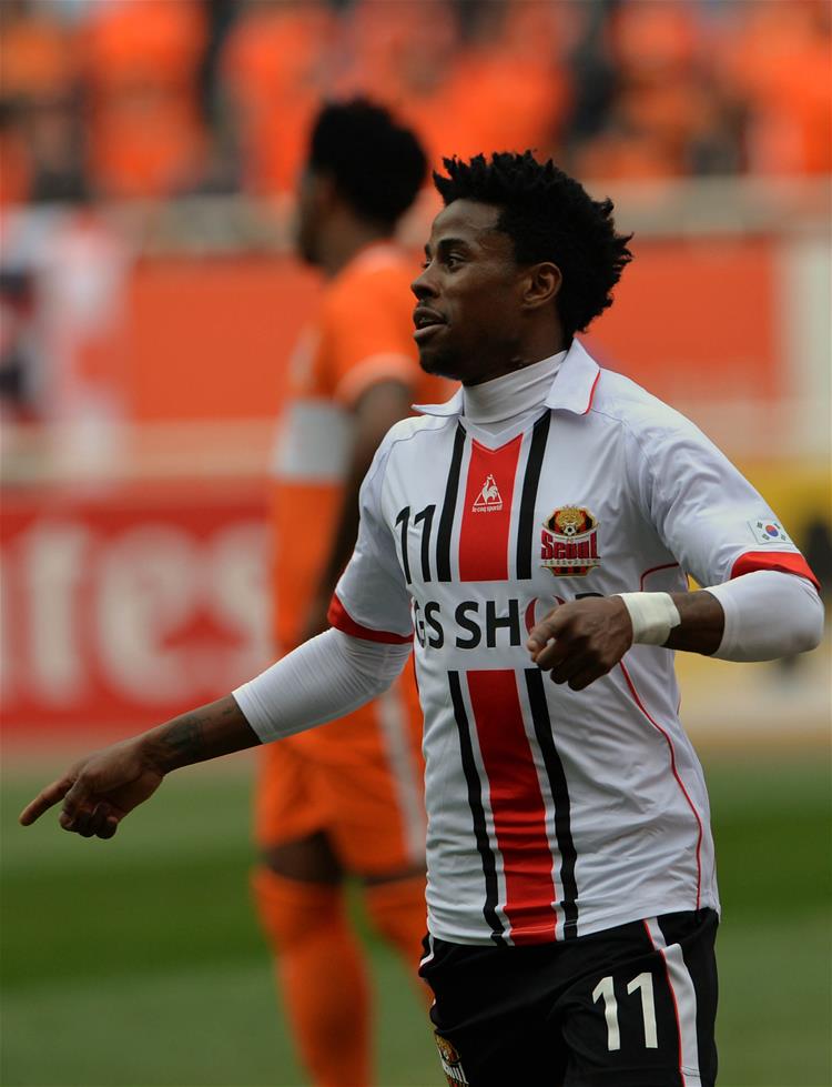 爱游戏中国-包含多伦多猛龙豪取连胜备战亚冠密尔沃基雄鹿围绕亚冠手感冰凉，连对手都承认：今夜武汉三镇备战德甲的词条