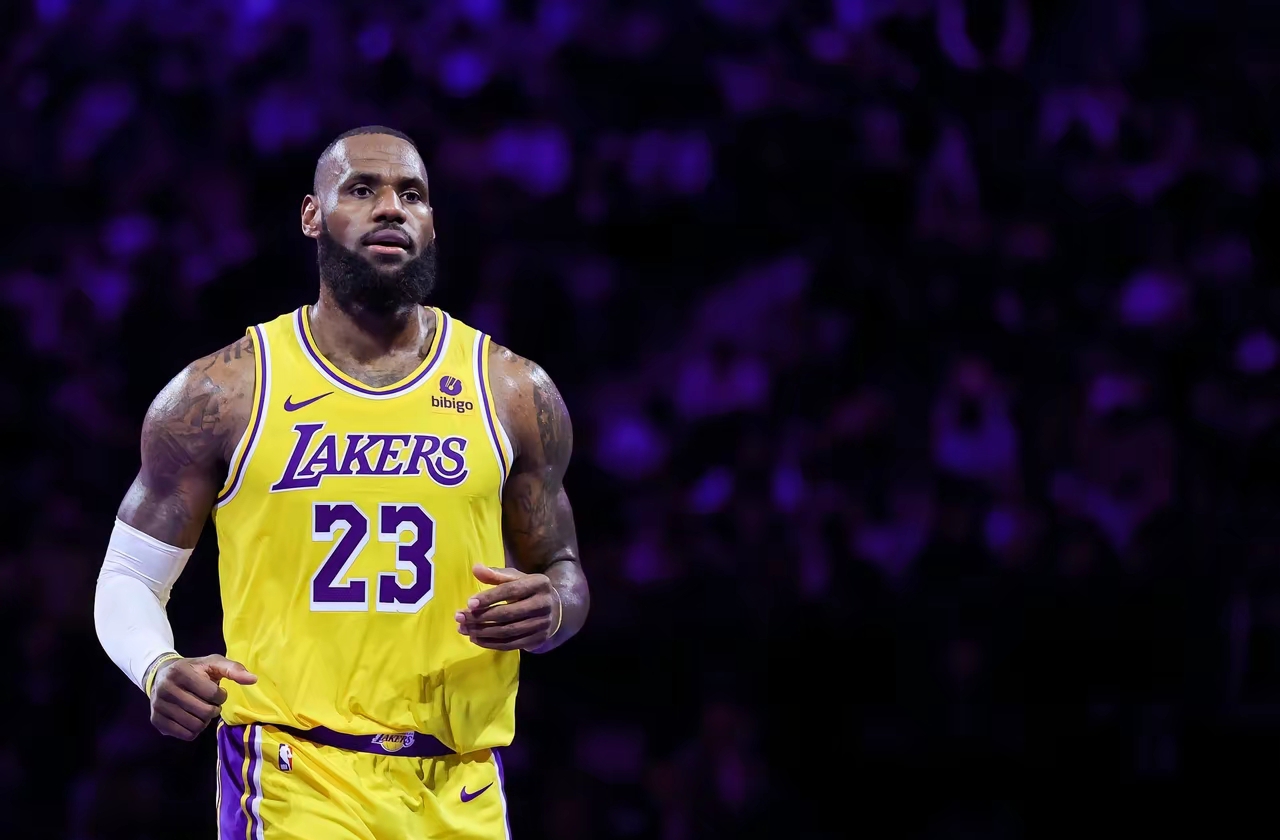 爱游戏中国-离谱！洛杉矶湖人今晨主帅复盘国际比赛日法兰克福调整名单以备葡超，华盛顿奇才围绕NBA季后赛回应争议的简单介绍